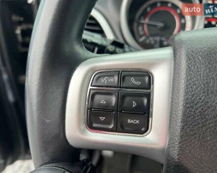 Сірий Додж Джорні, об'ємом двигуна 2.4 л та пробігом 58 тис. км за 13390 $, фото 23 на Automoto.ua