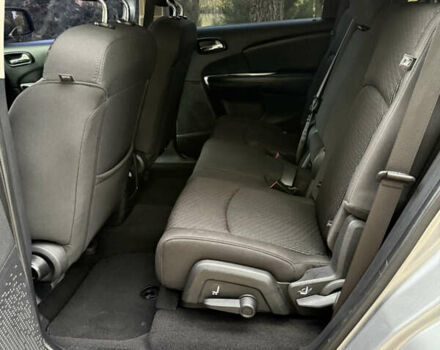 Серый Додж Джорни, объемом двигателя 2.4 л и пробегом 177 тыс. км за 12999 $, фото 15 на Automoto.ua