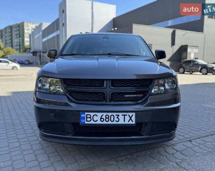 Серый Додж Джорни, объемом двигателя 2.36 л и пробегом 57 тыс. км за 13500 $, фото 1 на Automoto.ua