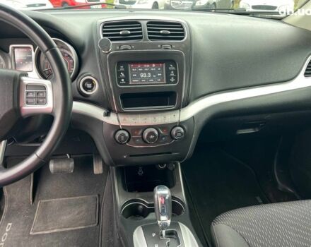 Серый Додж Джорни, объемом двигателя 2.4 л и пробегом 58 тыс. км за 13490 $, фото 25 на Automoto.ua