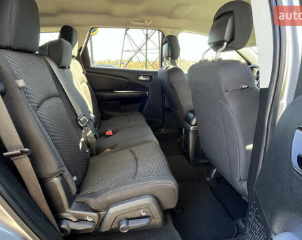 Серый Додж Джорни, объемом двигателя 2.36 л и пробегом 123 тыс. км за 13150 $, фото 24 на Automoto.ua