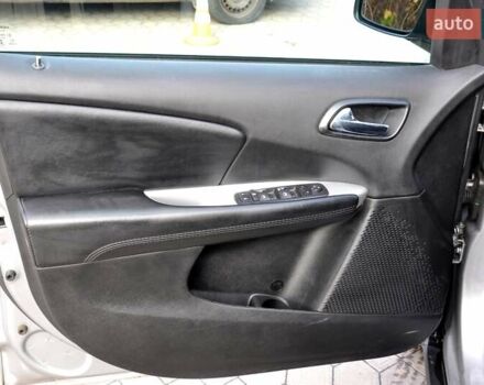 Додж Джорни 2018 в Львове на Automoto.ua Серый Додж Джорни, объемом двигателя 2.36 л и пробегом 176 тыс. км за 8999 $, фото 16 на Automoto.ua