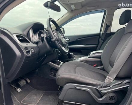 Серый Додж Джорни, объемом двигателя 2.4 л и пробегом 58 тыс. км за 13490 $, фото 18 на Automoto.ua