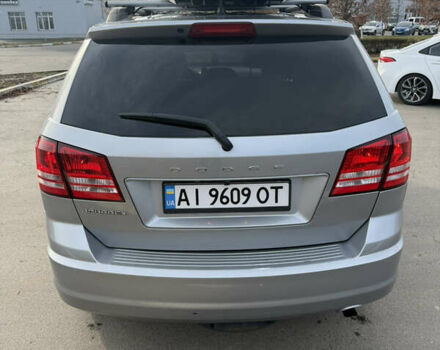 Сірий Додж Джорні, об'ємом двигуна 2.36 л та пробігом 137 тис. км за 14000 $, фото 4 на Automoto.ua