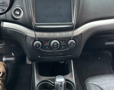 Серый Додж Джорни, объемом двигателя 3.6 л и пробегом 109 тыс. км за 14500 $, фото 18 на Automoto.ua