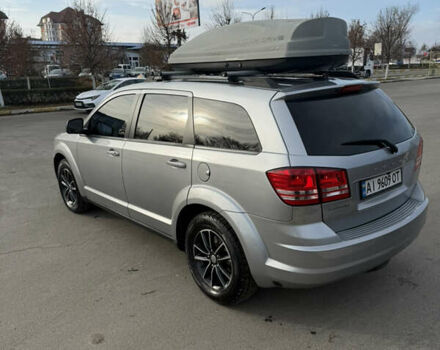 Сірий Додж Джорні, об'ємом двигуна 2.36 л та пробігом 137 тис. км за 14000 $, фото 3 на Automoto.ua