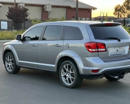 Серый Додж Джорни, объемом двигателя 3.6 л и пробегом 32 тыс. км за 6950 $, фото 3 на Automoto.ua