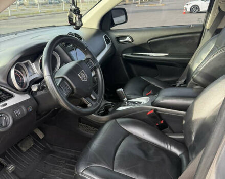 Сірий Додж Джорні, об'ємом двигуна 2.36 л та пробігом 137 тис. км за 14000 $, фото 10 на Automoto.ua