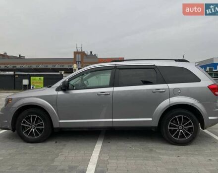 Серый Додж Джорни, объемом двигателя 2.36 л и пробегом 97 тыс. км за 11490 $, фото 18 на Automoto.ua