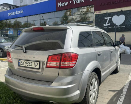 Серый Додж Джорни, объемом двигателя 2.36 л и пробегом 109 тыс. км за 11199 $, фото 4 на Automoto.ua