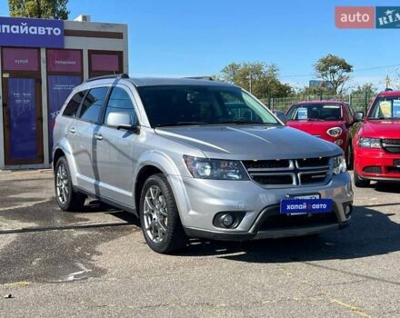 Серый Додж Джорни, объемом двигателя 3.6 л и пробегом 81 тыс. км за 14799 $, фото 2 на Automoto.ua