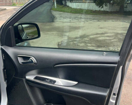 Серый Додж Джорни, объемом двигателя 2.4 л и пробегом 112 тыс. км за 13000 $, фото 13 на Automoto.ua