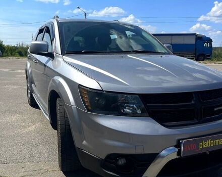 Серый Додж Джорни, объемом двигателя 3.6 л и пробегом 142 тыс. км за 13200 $, фото 4 на Automoto.ua