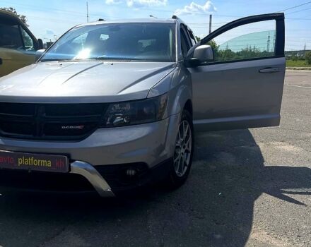 Серый Додж Джорни, объемом двигателя 3.6 л и пробегом 142 тыс. км за 13200 $, фото 3 на Automoto.ua