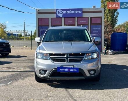 Серый Додж Джорни, объемом двигателя 3.6 л и пробегом 81 тыс. км за 14799 $, фото 1 на Automoto.ua