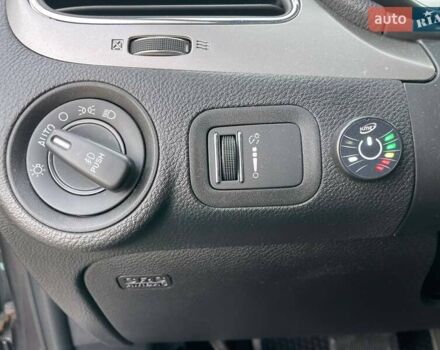 Серый Додж Джорни, объемом двигателя 3.61 л и пробегом 98 тыс. км за 17990 $, фото 13 на Automoto.ua