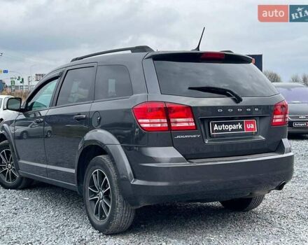 Сірий Додж Джорні, об'ємом двигуна 2.4 л та пробігом 58 тис. км за 13390 $, фото 6 на Automoto.ua