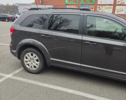 Сірий Додж Джорні, об'ємом двигуна 2.4 л та пробігом 142 тис. км за 13300 $, фото 4 на Automoto.ua