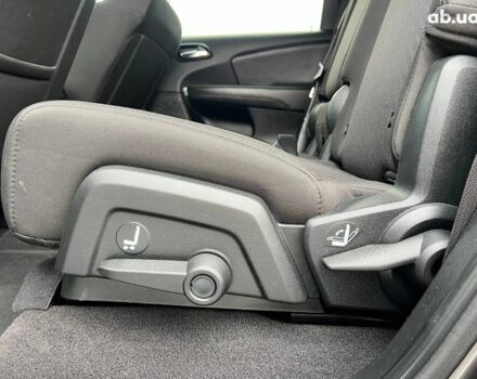 Серый Додж Джорни, объемом двигателя 2.4 л и пробегом 58 тыс. км за 13490 $, фото 34 на Automoto.ua