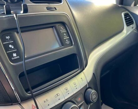 Серый Додж Джорни, объемом двигателя 2.4 л и пробегом 123 тыс. км за 13150 $, фото 11 на Automoto.ua