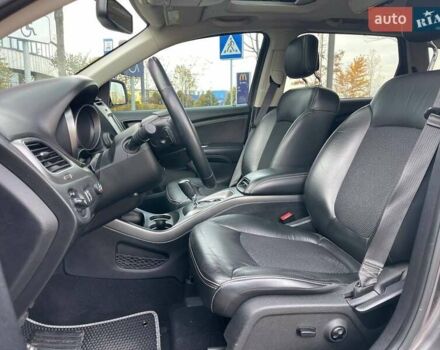 Серый Додж Джорни, объемом двигателя 3.61 л и пробегом 98 тыс. км за 17990 $, фото 8 на Automoto.ua