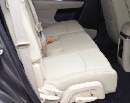 Сірий Додж Джорні, об'ємом двигуна 2.4 л та пробігом 33 тис. км за 11500 $, фото 9 на Automoto.ua