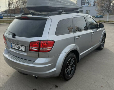 Сірий Додж Джорні, об'ємом двигуна 2.36 л та пробігом 137 тис. км за 14000 $, фото 5 на Automoto.ua