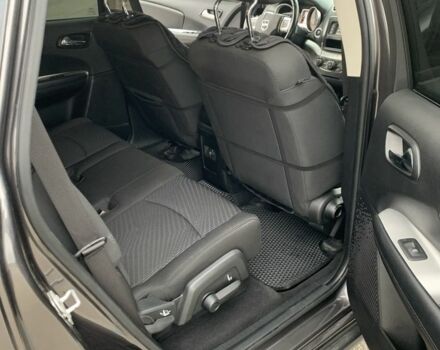 Серый Додж Джорни, объемом двигателя 2.4 л и пробегом 105 тыс. км за 13500 $, фото 9 на Automoto.ua