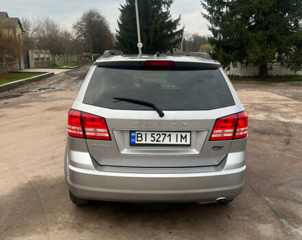 Серый Додж Джорни, объемом двигателя 2.4 л и пробегом 112 тыс. км за 13000 $, фото 1 на Automoto.ua