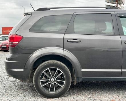 Серый Додж Джорни, объемом двигателя 2.4 л и пробегом 58 тыс. км за 13490 $, фото 9 на Automoto.ua