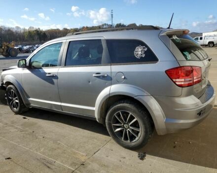 Серый Додж Джорни, объемом двигателя 2.4 л и пробегом 240 тыс. км за 7000 $, фото 2 на Automoto.ua