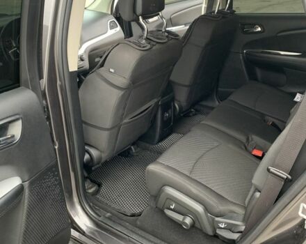 Серый Додж Джорни, объемом двигателя 2.4 л и пробегом 105 тыс. км за 13500 $, фото 10 на Automoto.ua