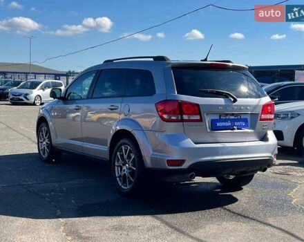 Серый Додж Джорни, объемом двигателя 3.6 л и пробегом 81 тыс. км за 14799 $, фото 6 на Automoto.ua