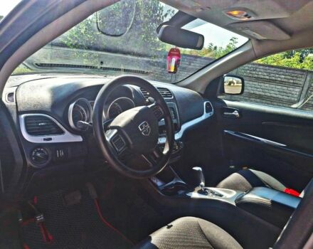 Серый Додж Джорни, объемом двигателя 2.4 л и пробегом 60 тыс. км за 12500 $, фото 5 на Automoto.ua