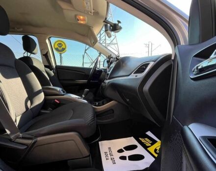 Серый Додж Джорни, объемом двигателя 2.4 л и пробегом 123 тыс. км за 13150 $, фото 22 на Automoto.ua