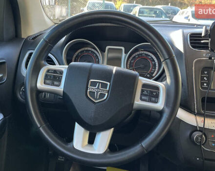 Серый Додж Джорни, объемом двигателя 2.36 л и пробегом 123 тыс. км за 13150 $, фото 9 на Automoto.ua