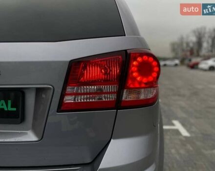 Серый Додж Джорни, объемом двигателя 2.36 л и пробегом 97 тыс. км за 11490 $, фото 11 на Automoto.ua