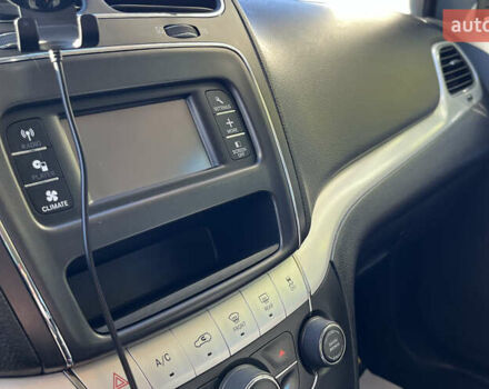 Серый Додж Джорни, объемом двигателя 2.36 л и пробегом 123 тыс. км за 13150 $, фото 11 на Automoto.ua