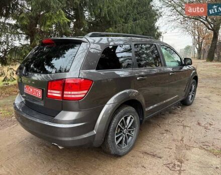 Серый Додж Джорни, объемом двигателя 2.4 л и пробегом 175 тыс. км за 10700 $, фото 7 на Automoto.ua