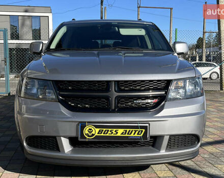 Серый Додж Джорни, объемом двигателя 2.36 л и пробегом 123 тыс. км за 13150 $, фото 1 на Automoto.ua