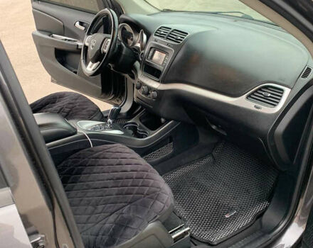 Серый Додж Джорни, объемом двигателя 2.36 л и пробегом 105 тыс. км за 13500 $, фото 10 на Automoto.ua