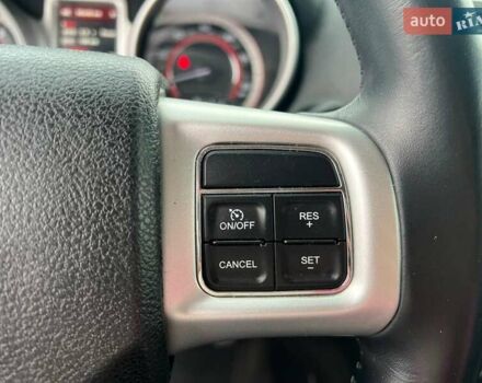 Сірий Додж Джорні, об'ємом двигуна 2.4 л та пробігом 58 тис. км за 13390 $, фото 22 на Automoto.ua