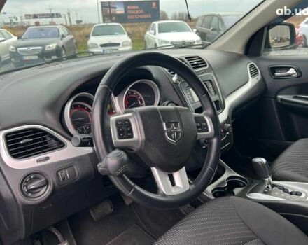 Серый Додж Джорни, объемом двигателя 2.4 л и пробегом 58 тыс. км за 13490 $, фото 16 на Automoto.ua