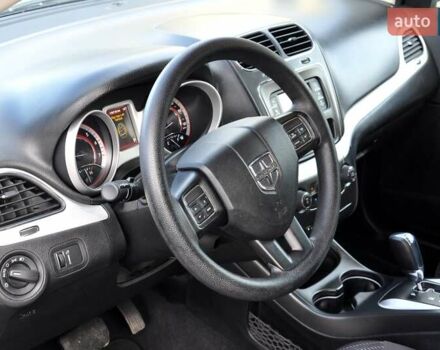 Додж Джорни 2018 в Львове на Automoto.ua Серый Додж Джорни, объемом двигателя 2.36 л и пробегом 176 тыс. км за 8999 $, фото 18 на Automoto.ua