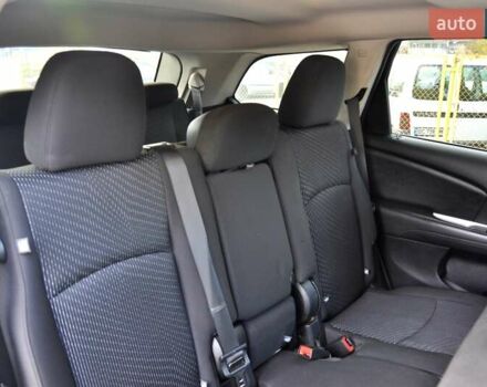 Додж Джорни 2018 в Львове на Automoto.ua Серый Додж Джорни, объемом двигателя 2.36 л и пробегом 176 тыс. км за 8999 $, фото 27 на Automoto.ua