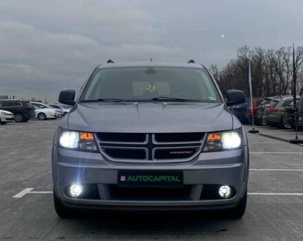 Серый Додж Джорни, объемом двигателя 2.4 л и пробегом 97 тыс. км за 11490 $, фото 1 на Automoto.ua