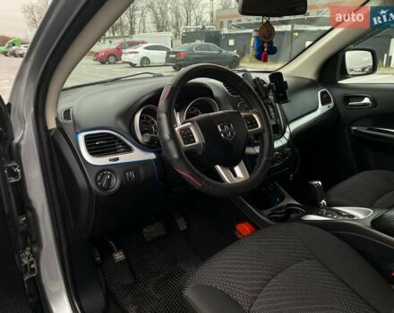 Серый Додж Джорни, объемом двигателя 2.36 л и пробегом 97 тыс. км за 11490 $, фото 19 на Automoto.ua