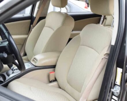 Сірий Додж Джорні, об'ємом двигуна 2.4 л та пробігом 33 тис. км за 11500 $, фото 5 на Automoto.ua