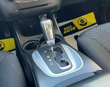 Серый Додж Джорни, объемом двигателя 2.4 л и пробегом 123 тыс. км за 13150 $, фото 13 на Automoto.ua