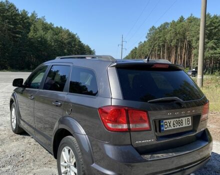 Серый Додж Джорни, объемом двигателя 2.4 л и пробегом 46 тыс. км за 14500 $, фото 5 на Automoto.ua